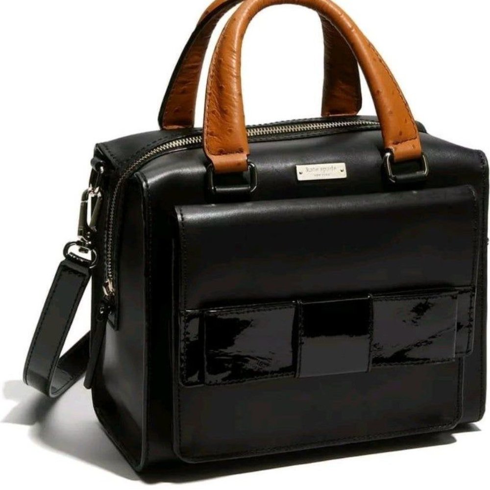 Kate Spade Bow Bridge Little Kennedy in black and tan, LIKE NEW